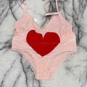 Victoria’s Secret Pink and Red Heart Bralette Set Size Small